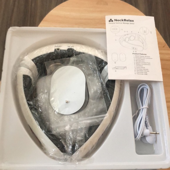 😊NeckRelax neck massager I have 2 new in box never used😊. - Picture 10 of 11